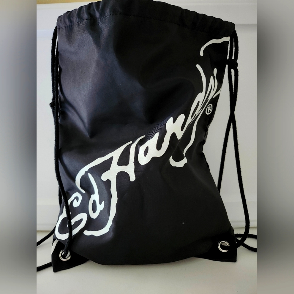 Ed Hardy cinch sak
